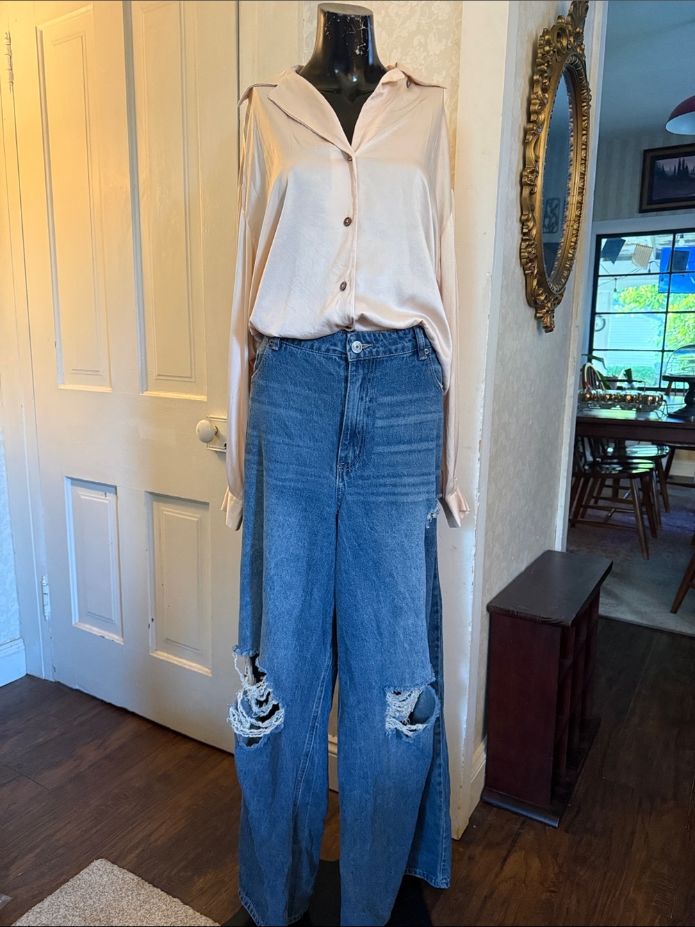Rue 21 Distressed Ripped High Rise Wide Leg Blue Jeans Loose Fit Denim Size 18